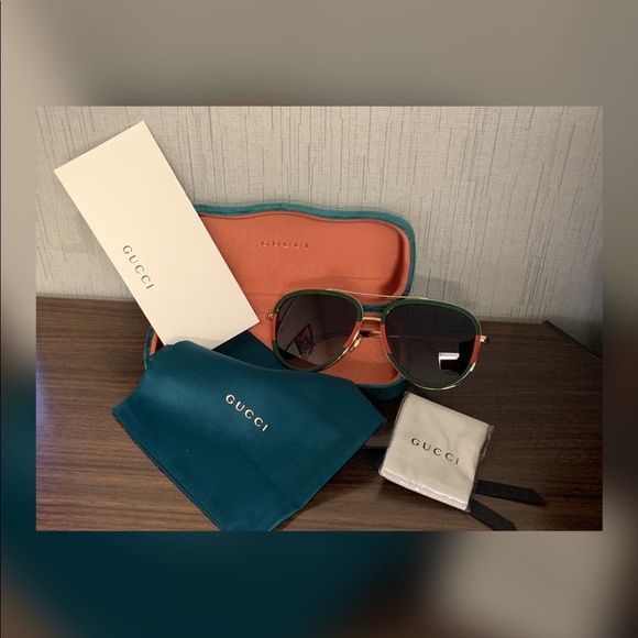 Gucci Aviator Sunglasses - 100% Authentic - Picture 3 of 8